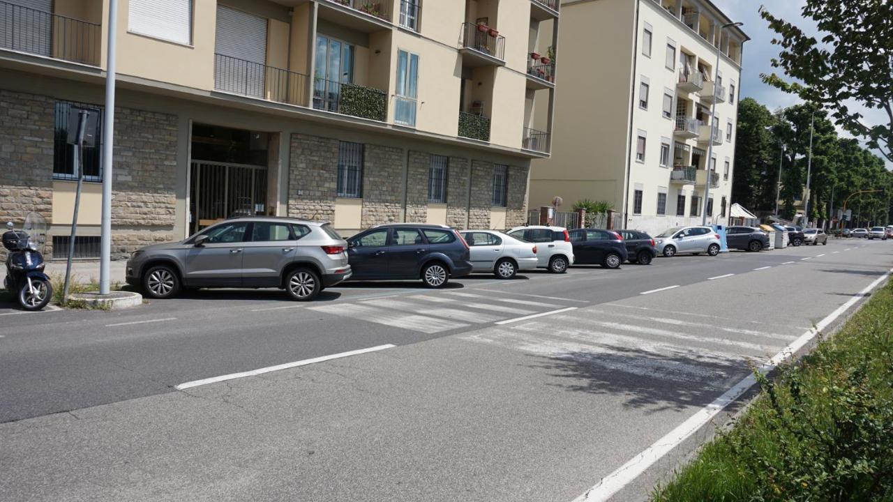 Arno River View Apartment Terraces, Free Parking フィレンツェ エクステリア 写真