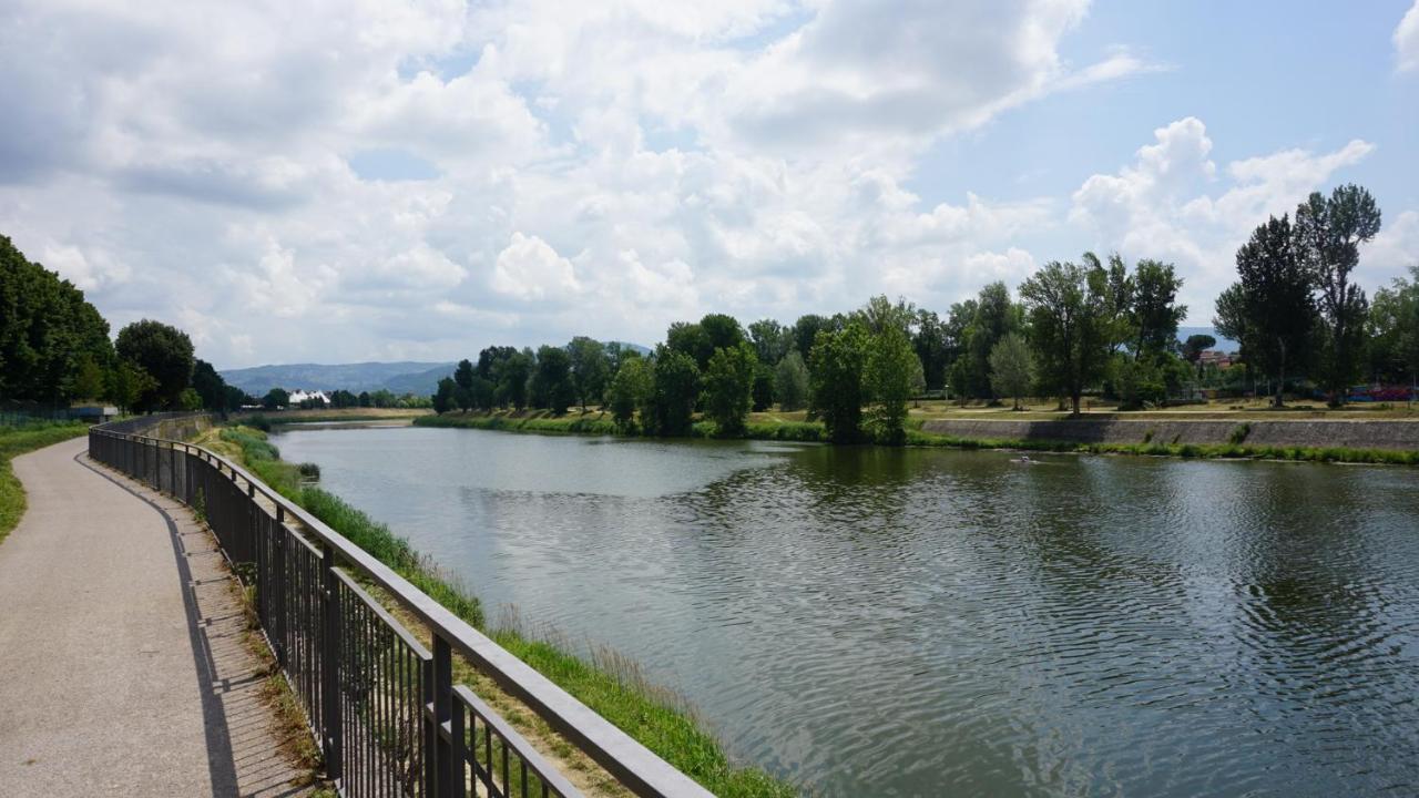 Arno River View Apartment Terraces, Free Parking フィレンツェ エクステリア 写真