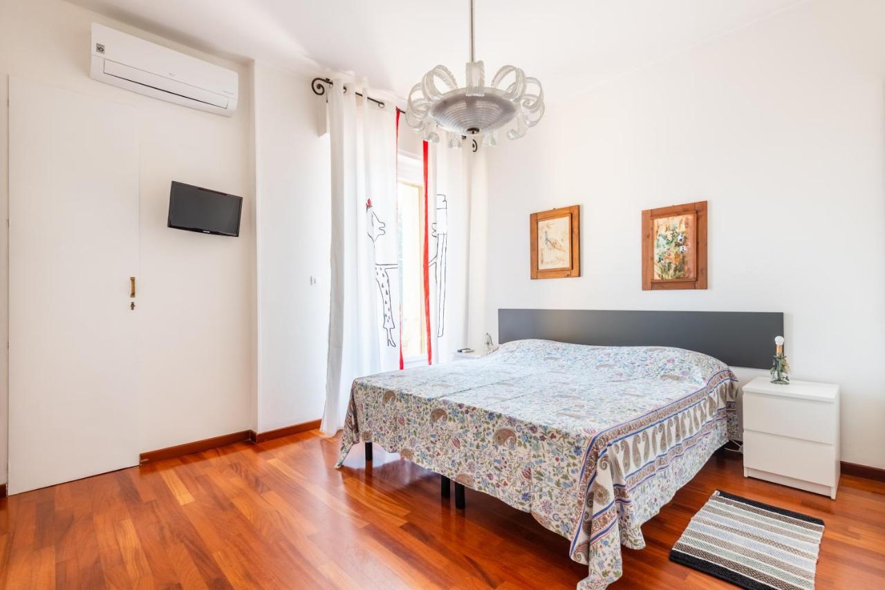 Arno River View Apartment Terraces, Free Parking フィレンツェ エクステリア 写真